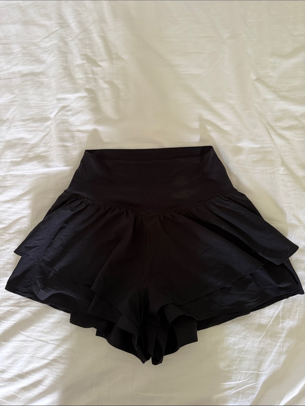 Aerie Black High-Waist Ruffle Shorts (Small)